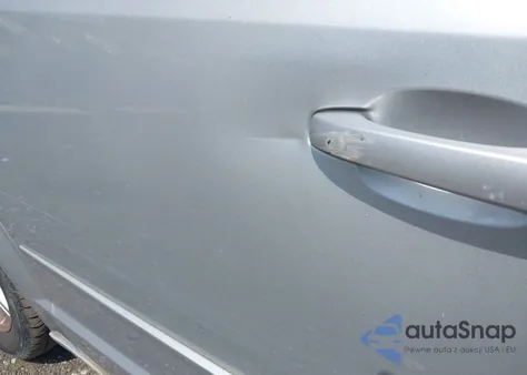 2008 Chrysler Town & Country Touring из США, поврежденный, VIN 2A8HR54P18R823205